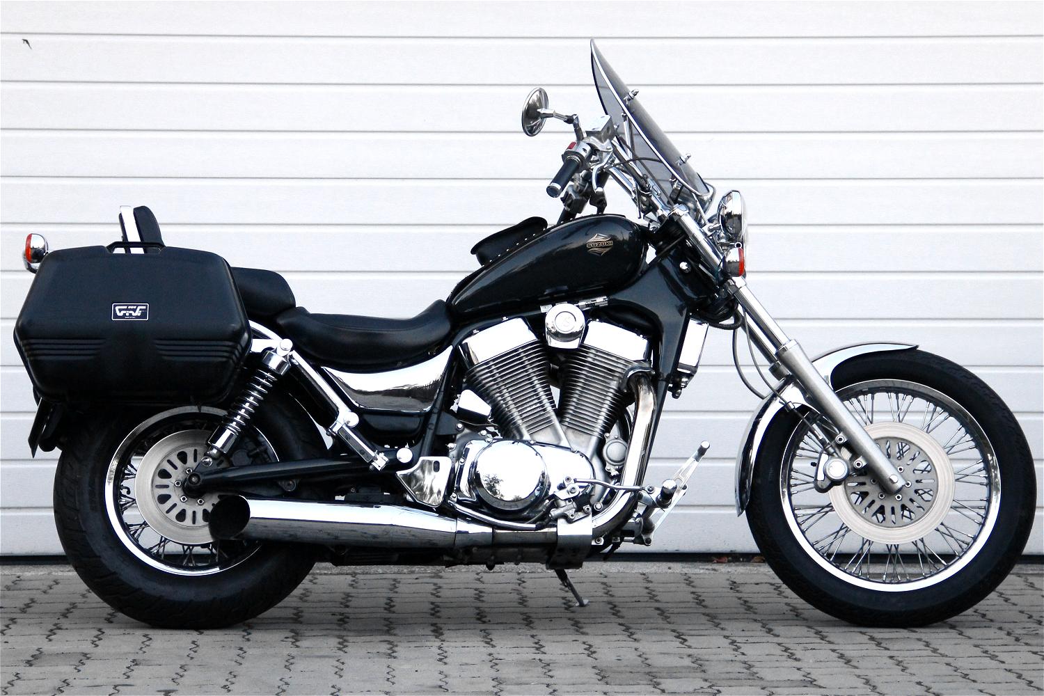 Suzuki intruder 1400 фото